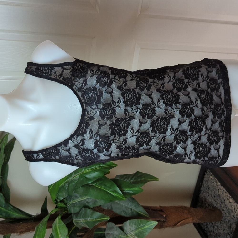 Guess Women's Black Lace Floral Tank Size Medium